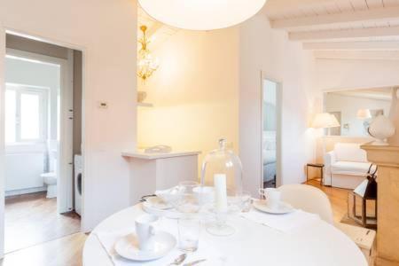Di Punto In Bianco Home Верона Екстериор снимка